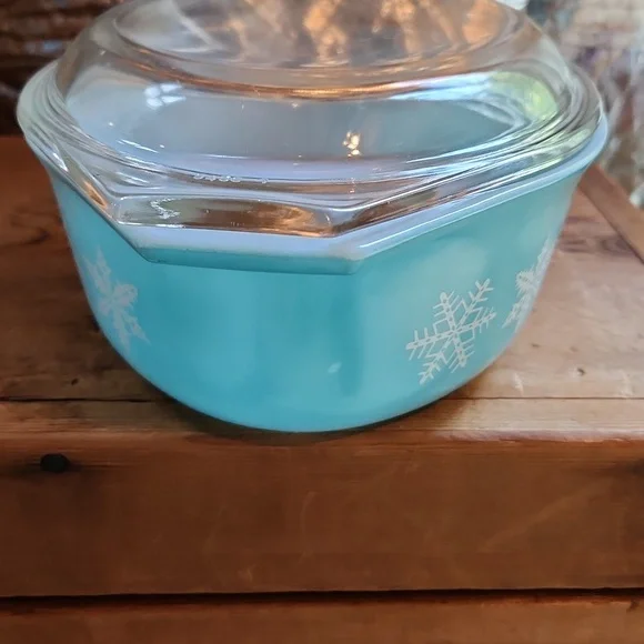 Pyrex Vintage snowflake 043 1.5 QT casserole and lid - Picture 5 of 8